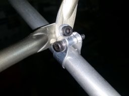 Wing struts (29)